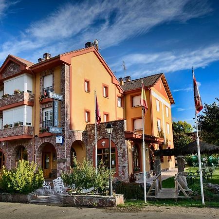 Hotel Tierra De La Reina Boca de Huérgano Pokoj fotografie